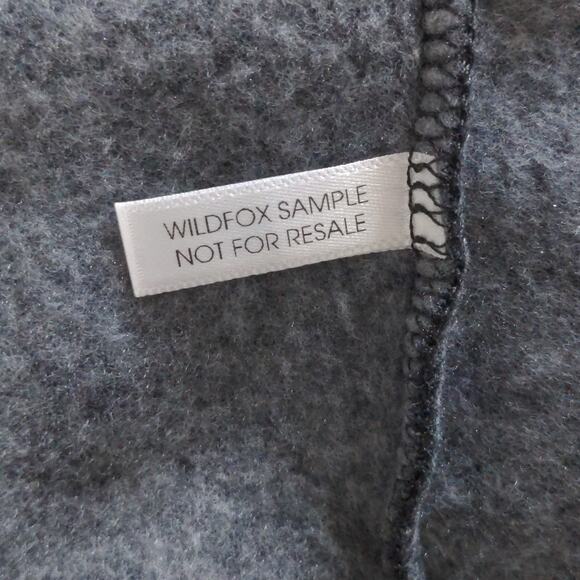 Wildfox Charcoal Gray Colin Sweatshirt Hoodie Hooded Sample S New / FLAW - Picture 7 of 11